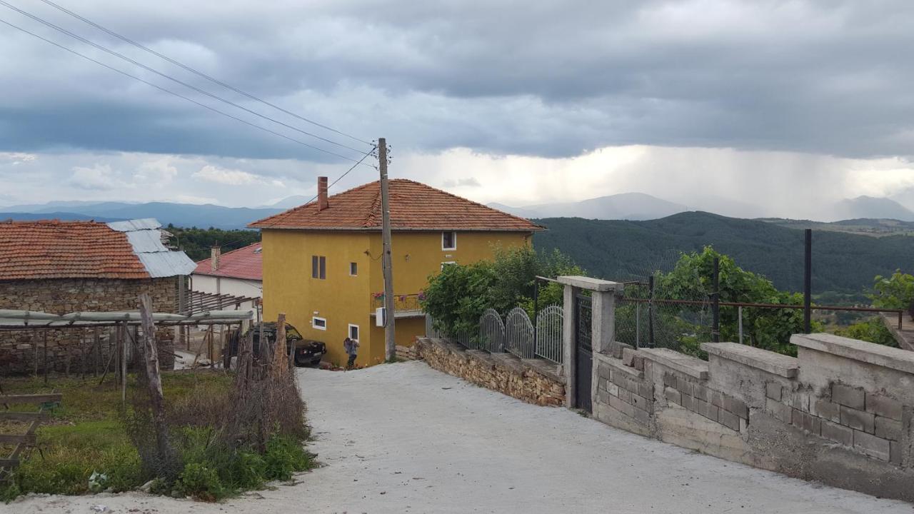 Kribul Guest House Agush מראה חיצוני תמונה