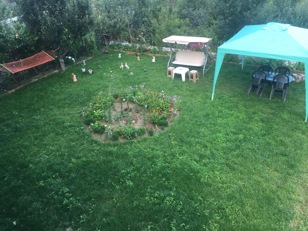 Kribul Guest House Agush מראה חיצוני תמונה