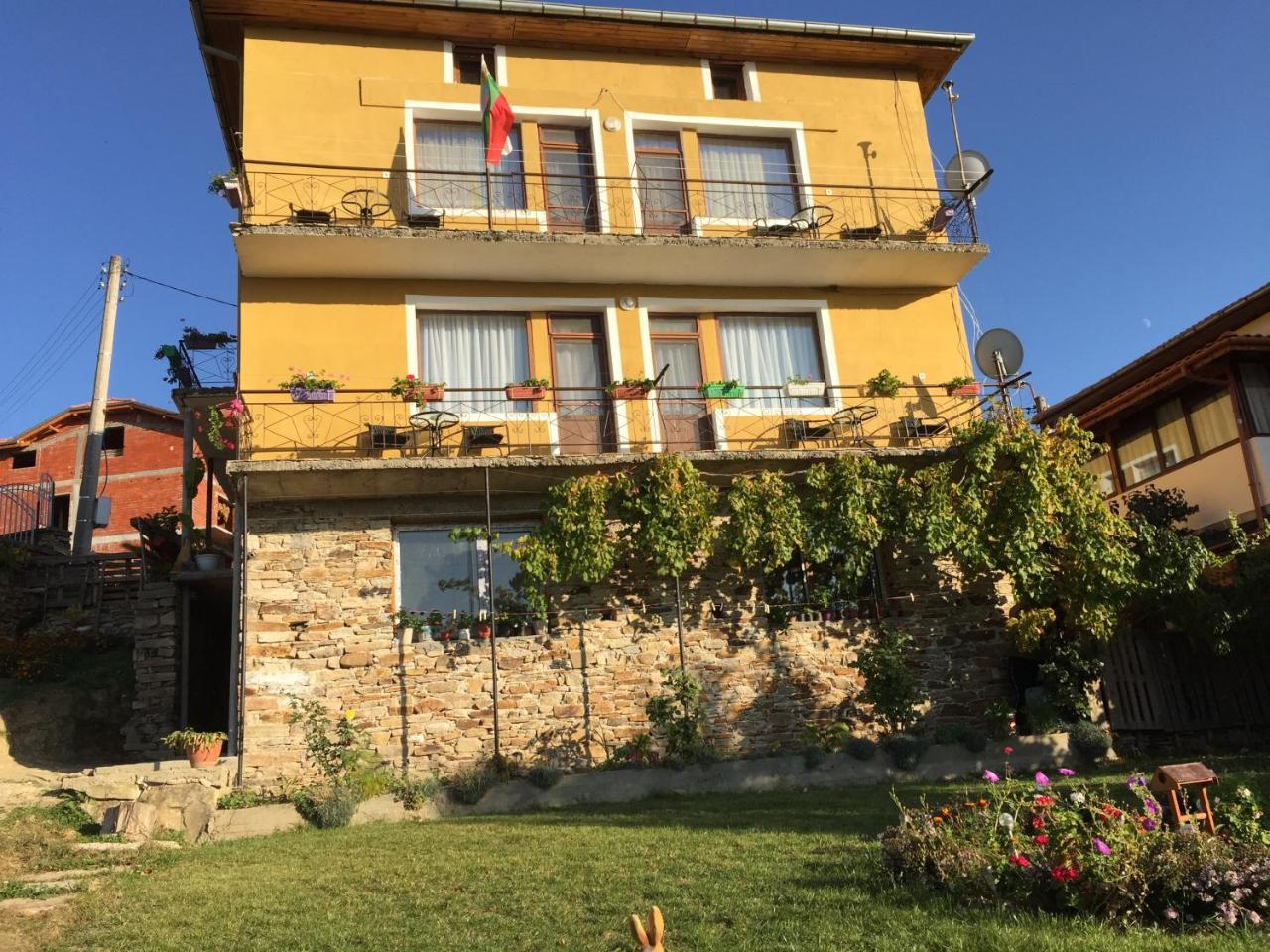 Kribul Guest House Agush מראה חיצוני תמונה