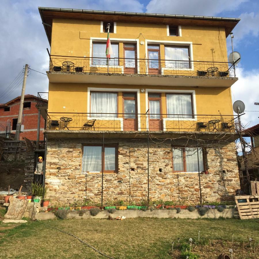 Kribul Guest House Agush מראה חיצוני תמונה