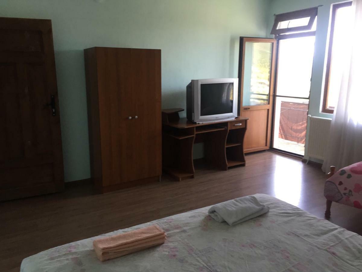 Kribul Guest House Agush מראה חיצוני תמונה
