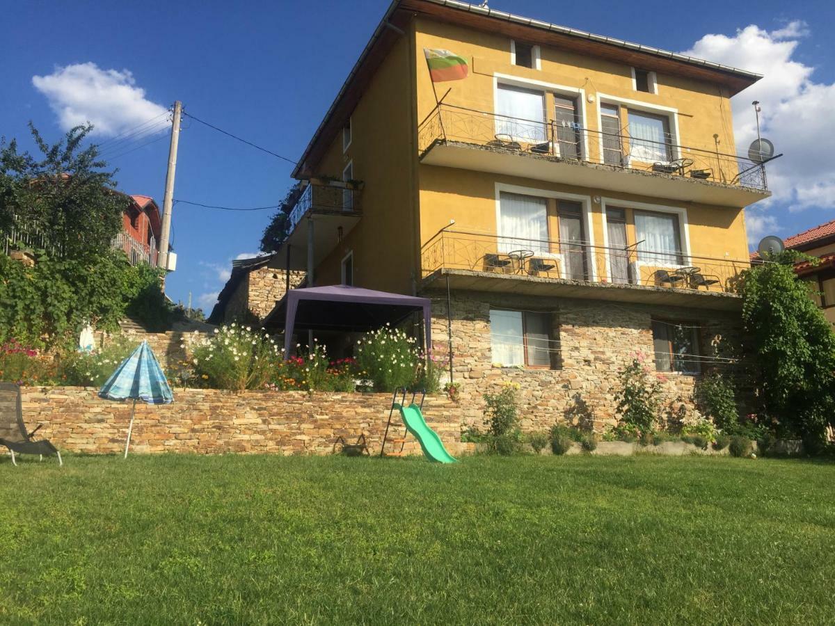 Kribul Guest House Agush מראה חיצוני תמונה